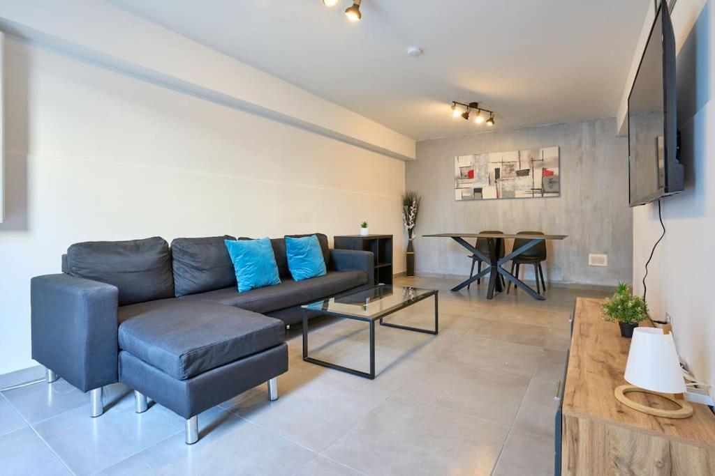 Urban Front - Walking Distance From Paceville And St George Bay Beach Is-Swieqi 외부 사진
