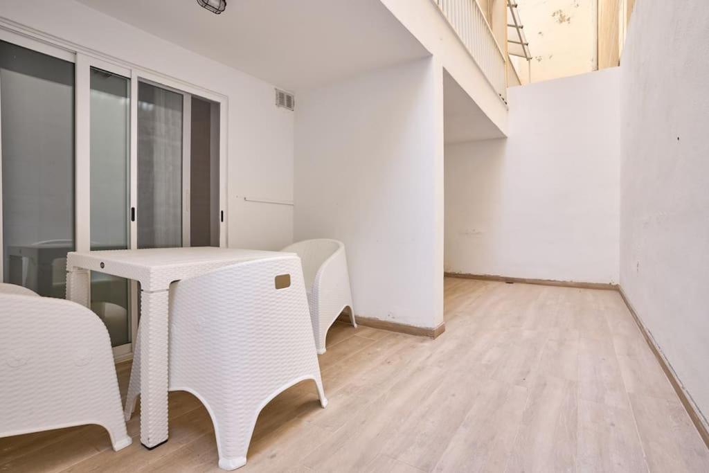 Urban Front - Walking Distance From Paceville And St George Bay Beach Is-Swieqi 외부 사진